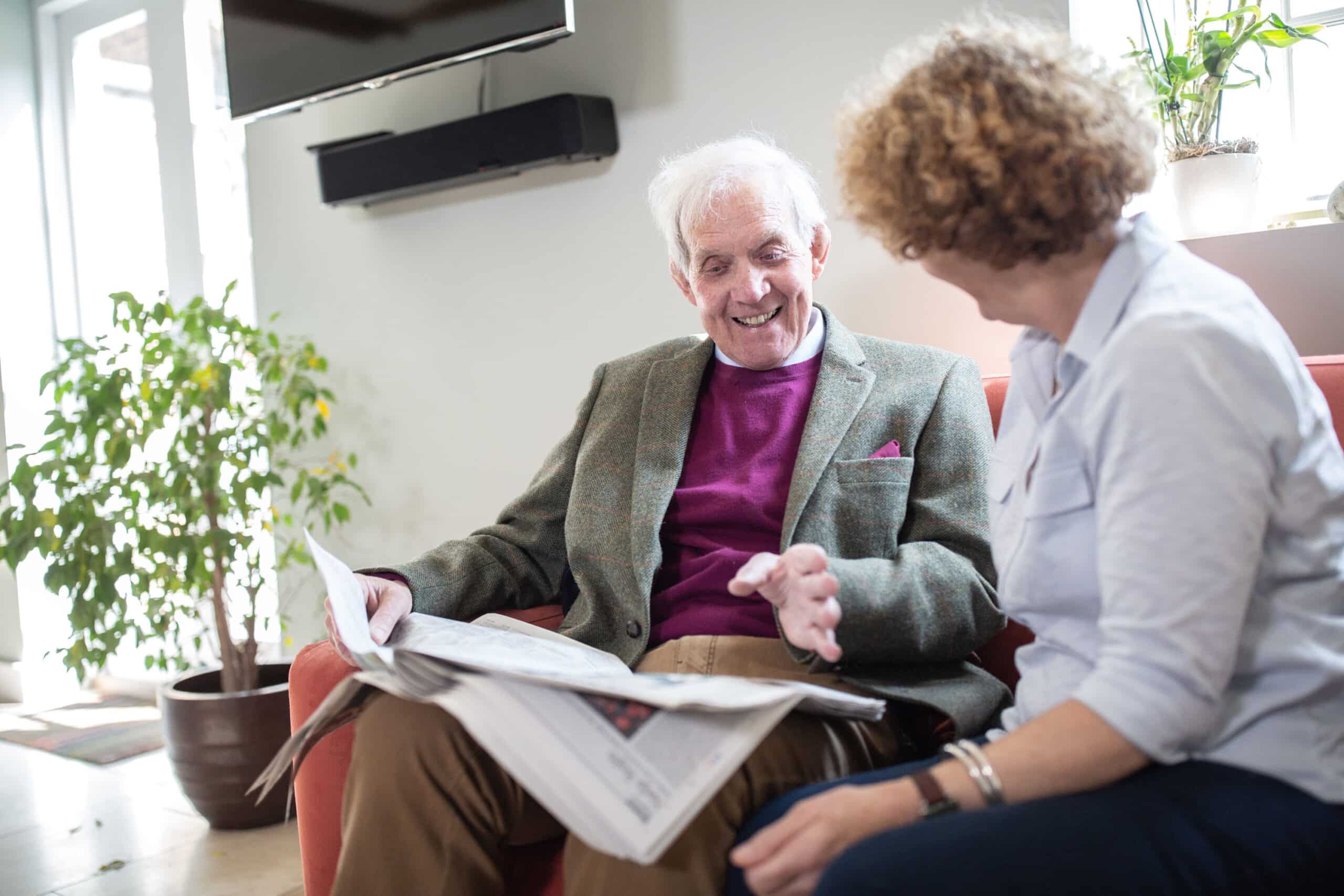 How to Arrange Live-in Care for the Elderly